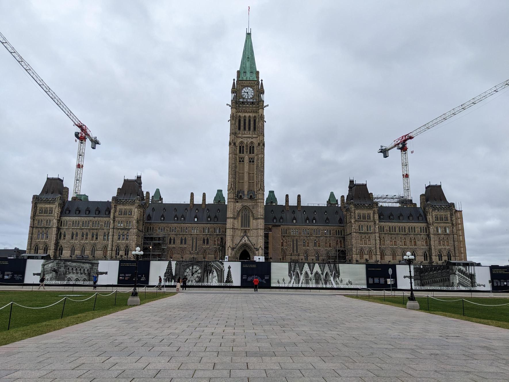 Eclipses Highlight Canada’s Dual Political Crises